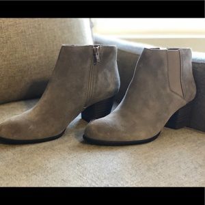 Lucky Brand Tulayne ankle booties sz 8.5